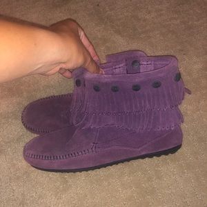 minnetonka purple fringe boots